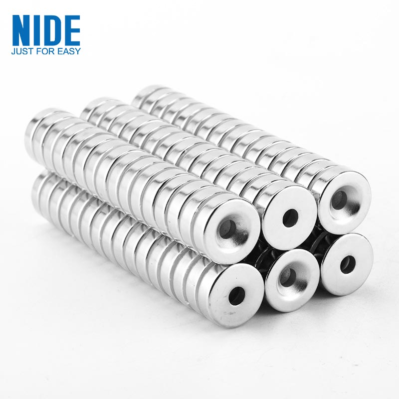 Magnet NdFeB Bersinter Neodymium Bulat Dengan Lubang